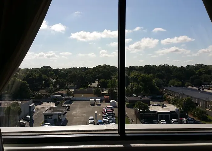 Imperial Swan Hotel And Suites Lakeland