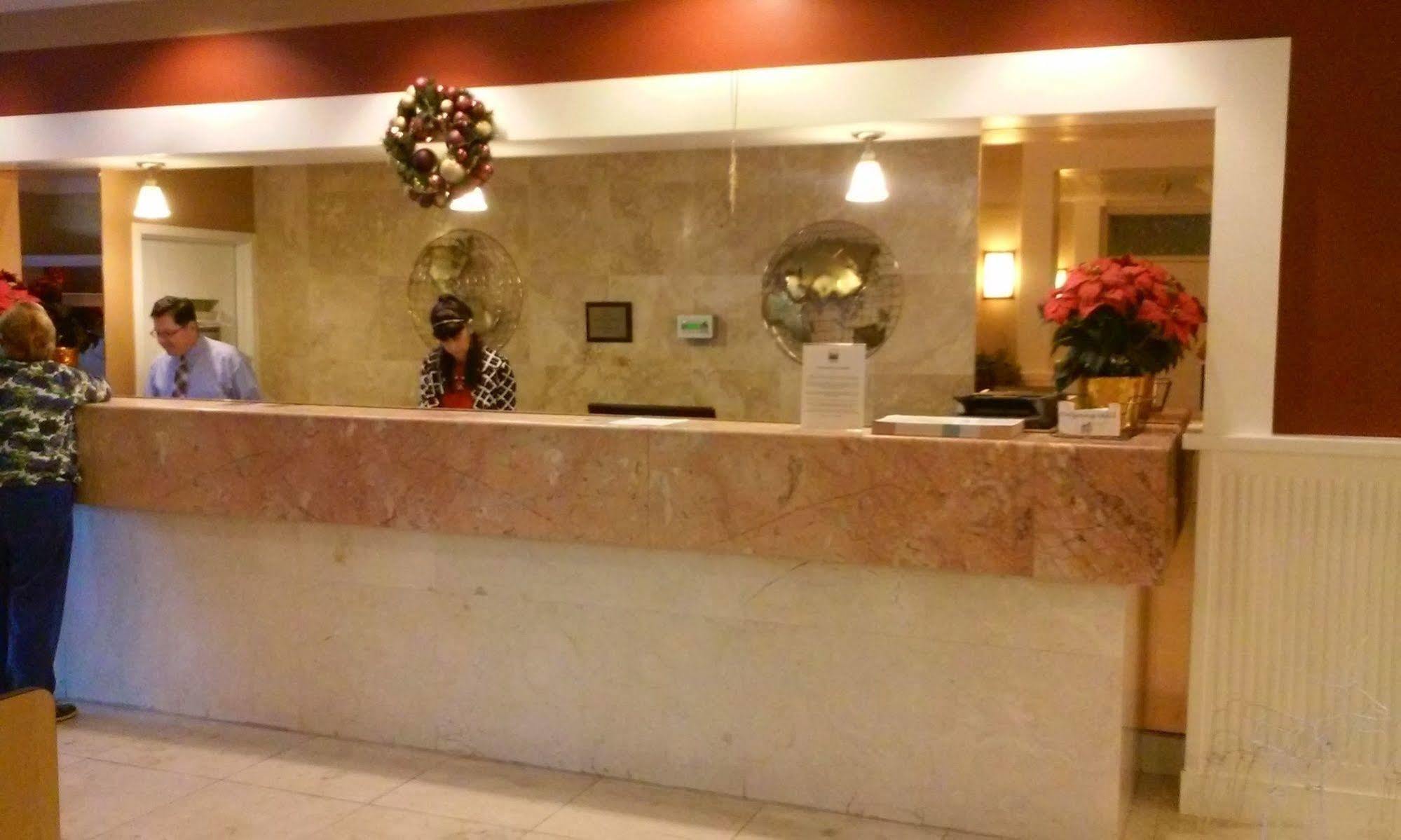 Imperial Swan And Hotel Lakeland